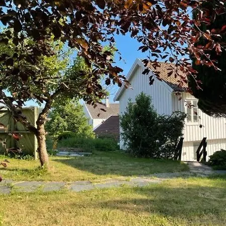 Huset I Hagen Leilighet Mandal