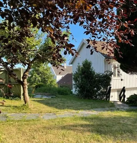 Huset I Hagen Apartment Mandal